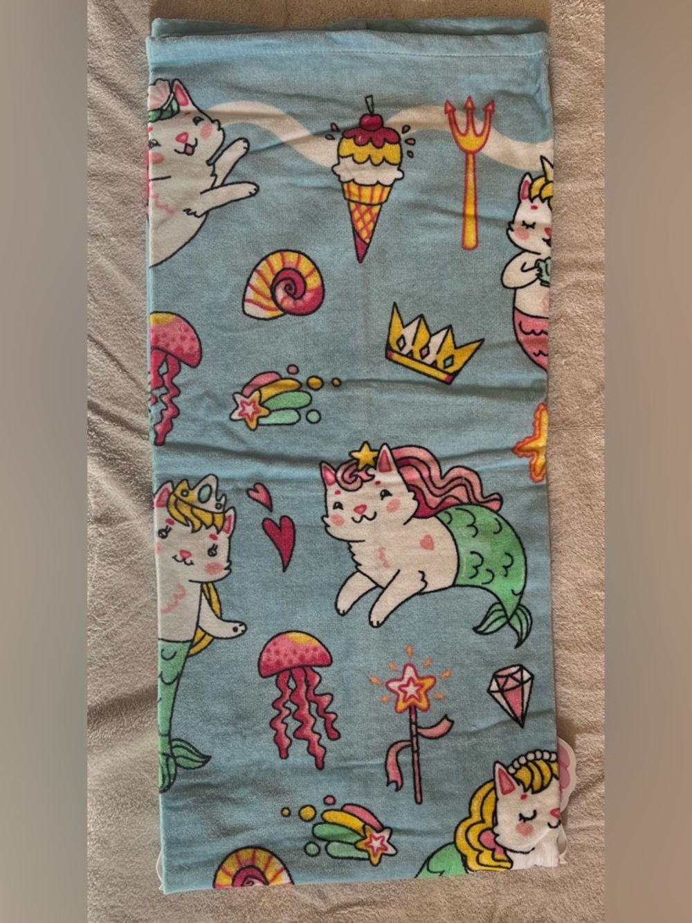 Cute Sunny Kids Kitty Mermaid Beach Towel 🧜🏻‍♀️ 🐈 - Picture 4 of 4